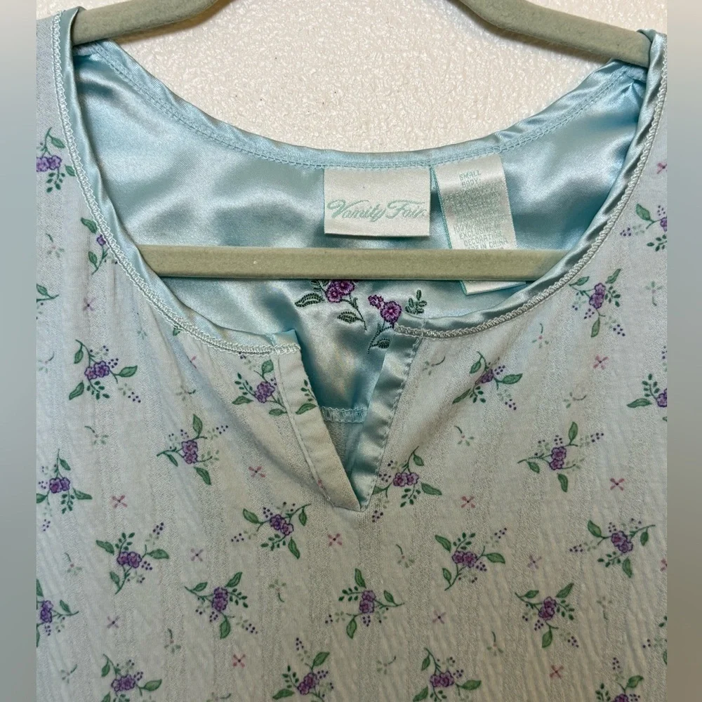 Vanity Fair Light Blue Floral Nightgown